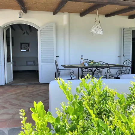 Casa Surya - Sea View Terrace, Isola Salina בית נופש